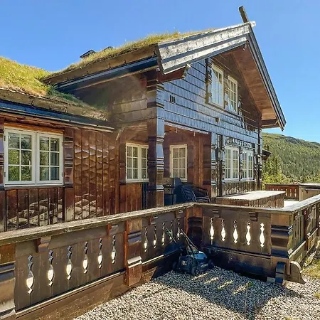 Holiday home Lovely In With House A Mountain View